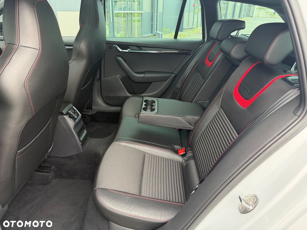 Skoda Octavia 2.0 TDI 4x4 RS Challenge DSG - 28