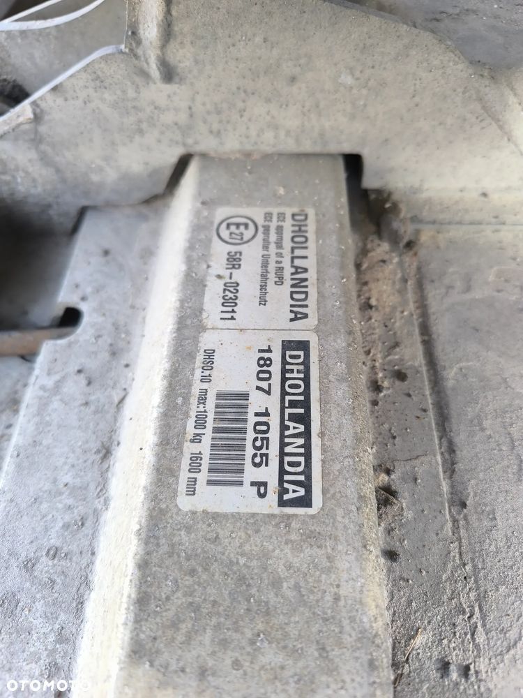 Mitsubishi Fuso center - 11