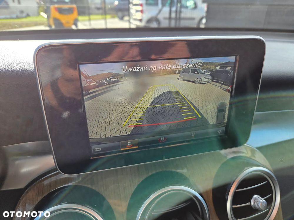 Mercedes-Benz GLC - 9