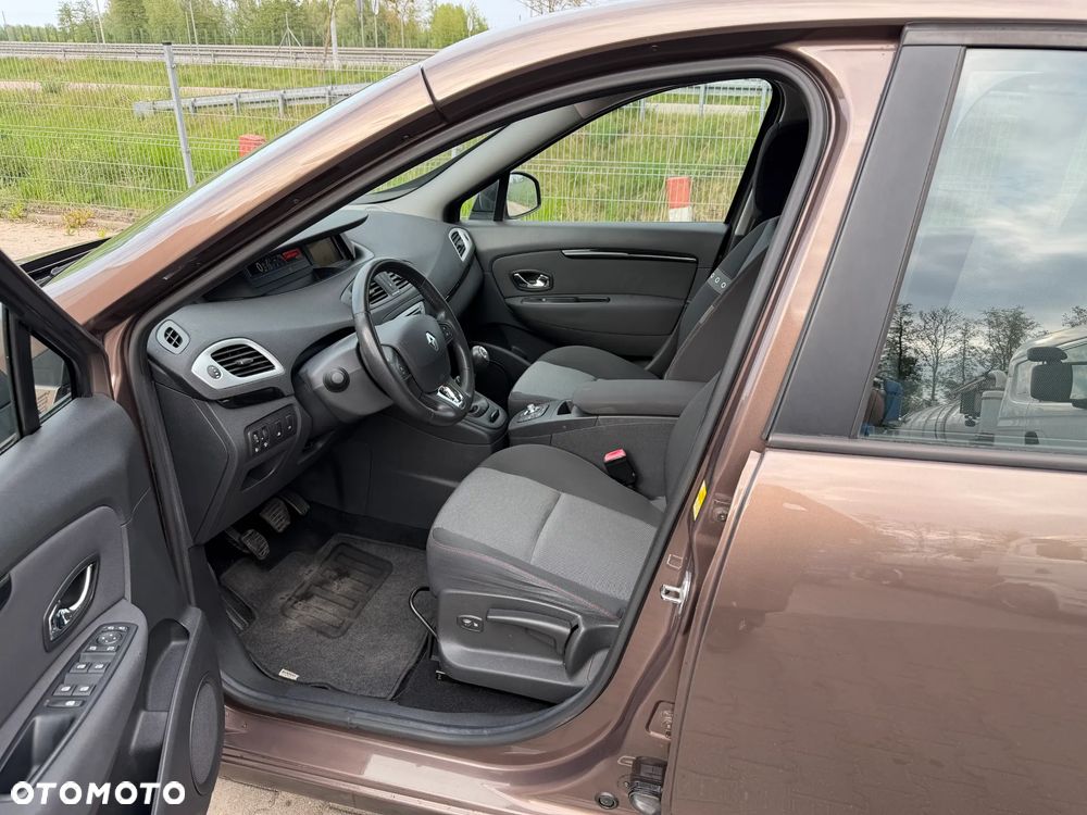 Renault Scenic ENERGY TCe 115 S&S Paris - 7