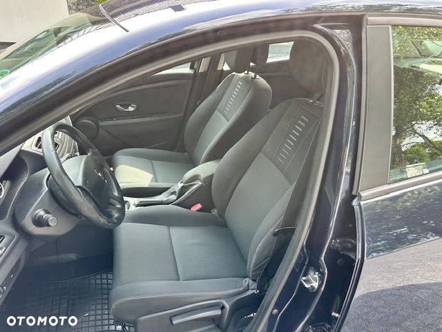 Renault Megane 1.6 16V Authentique - 9