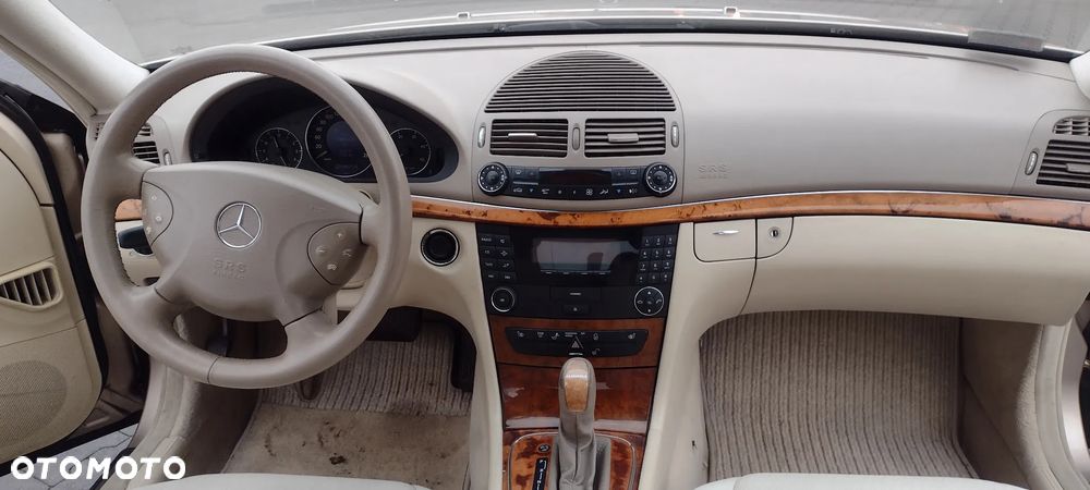 Mercedes-Benz Klasa E 320 CDI T Elegance - 10