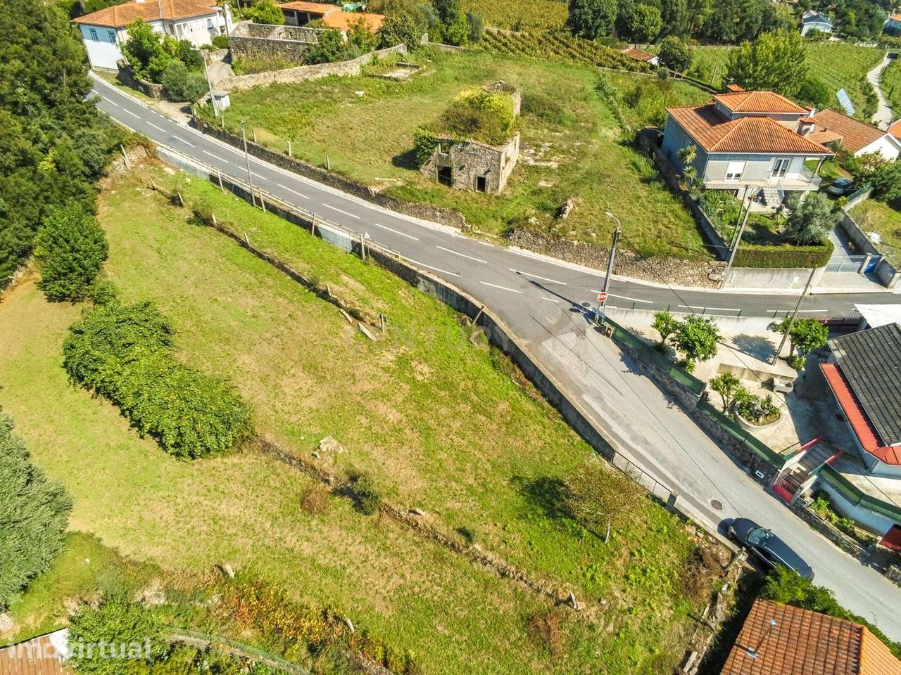 Terreno para construção de moradia em Oliveira, Barcelos - Grande imagem: 2/13