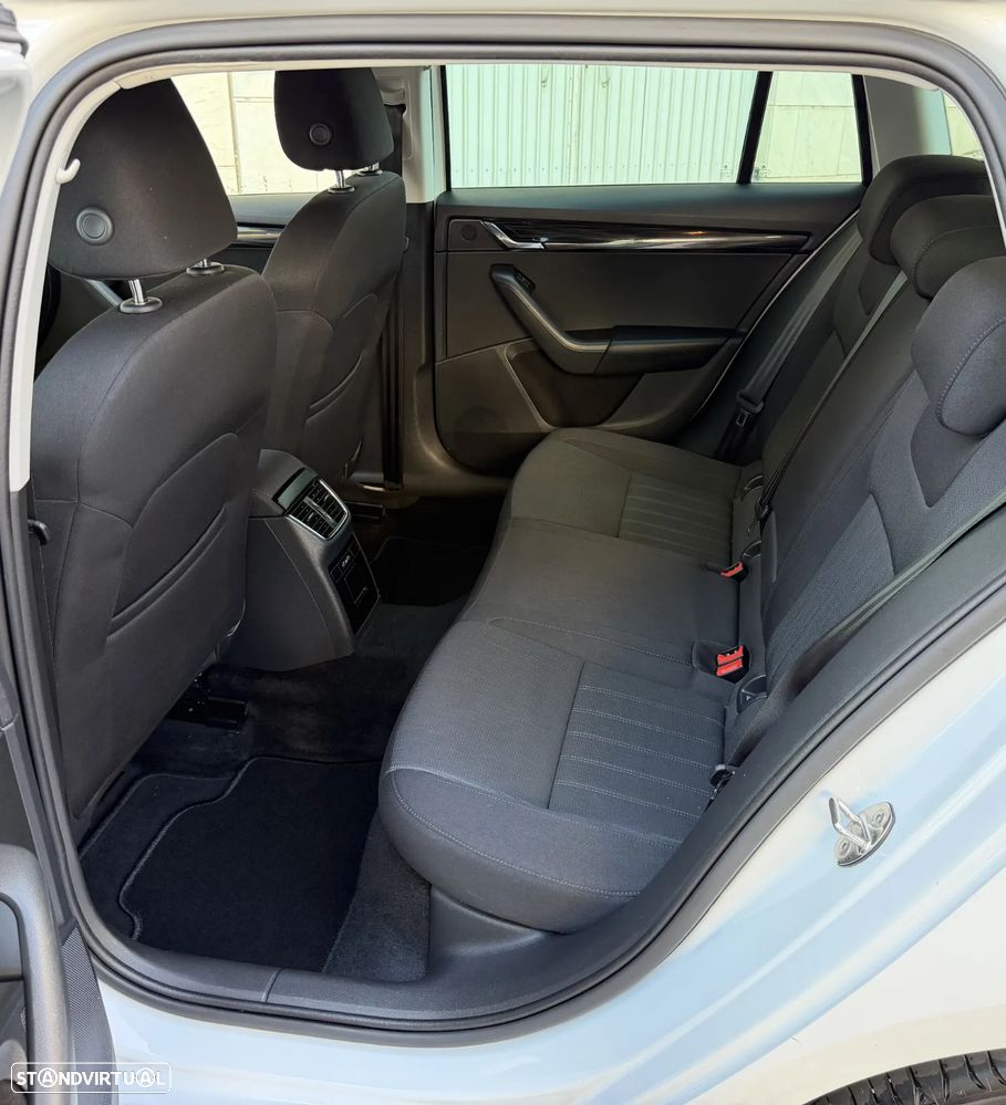 Skoda Octavia Break 1.6 TDi Style - 23