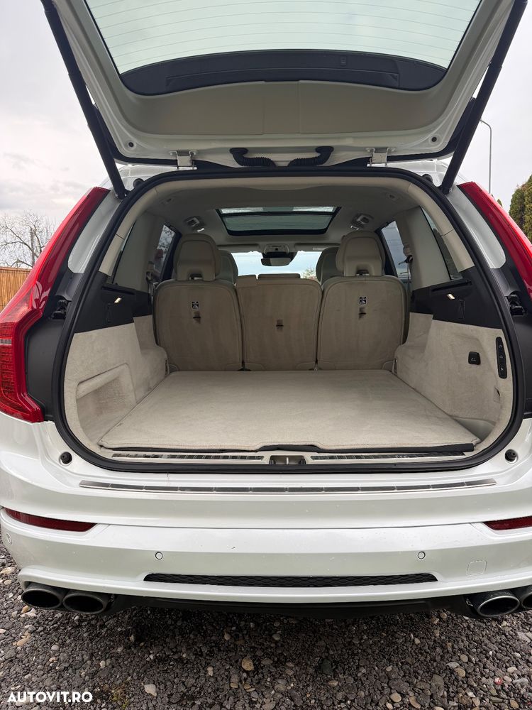 Volvo XC 90 D5 AWD Inscription - 17