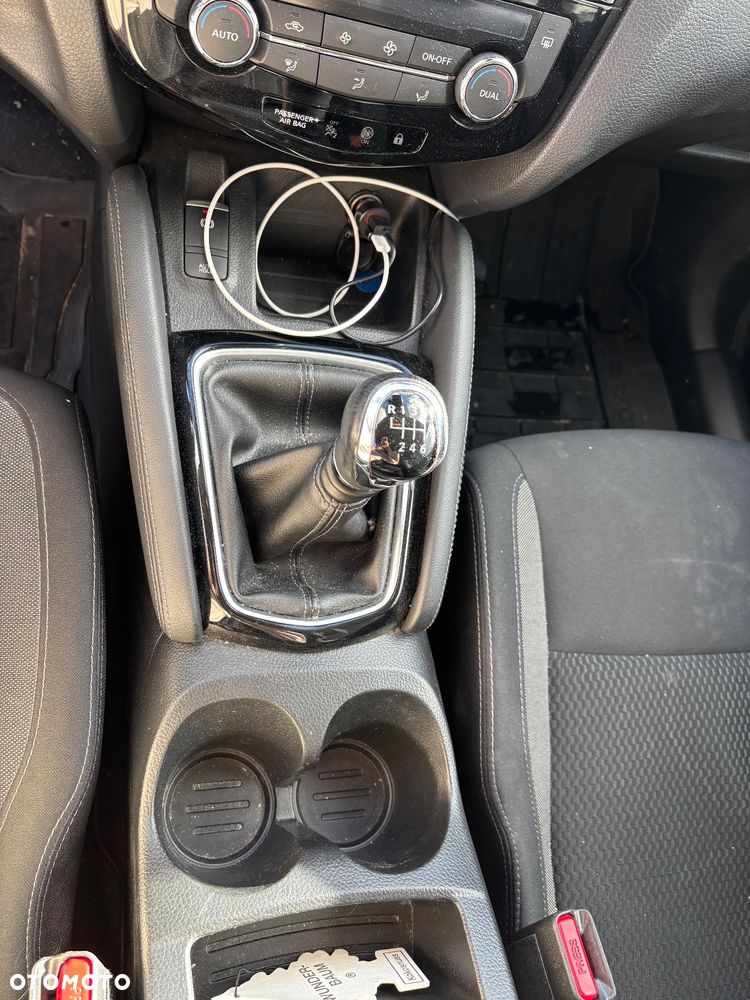 Nissan Qashqai - 17