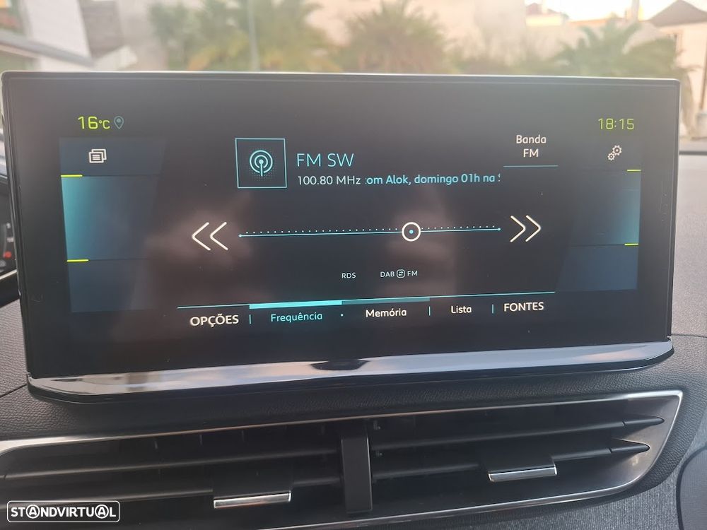 Peugeot 3008 1.6 Hybrid Allure e-EAT8 - 12