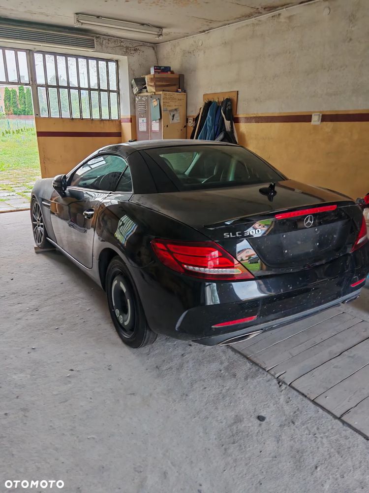 Mercedes-Benz SLC - 6
