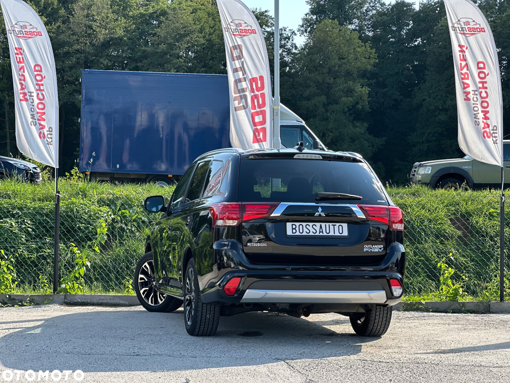 Mitsubishi Outlander 2.0 4WD Plug-In Hybrid Top - 10