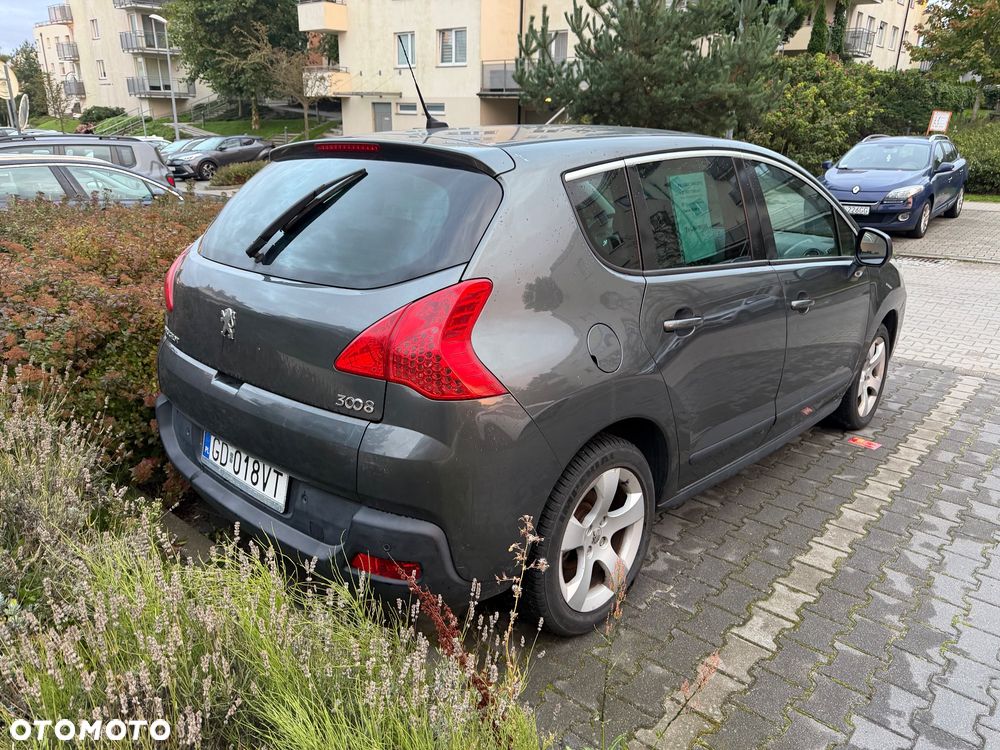 Peugeot 3008 1.6 HDi Premium - 3