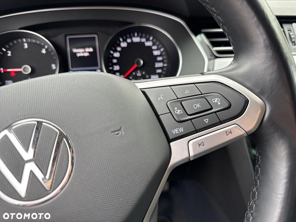 Volkswagen Passat - 23