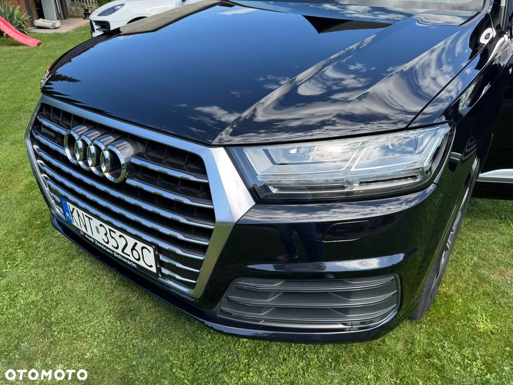 Audi Q7 - 9