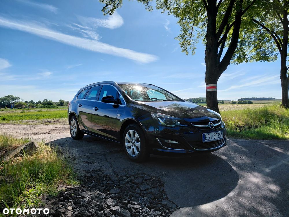 Opel Astra 1.4 T Cosmo - 1