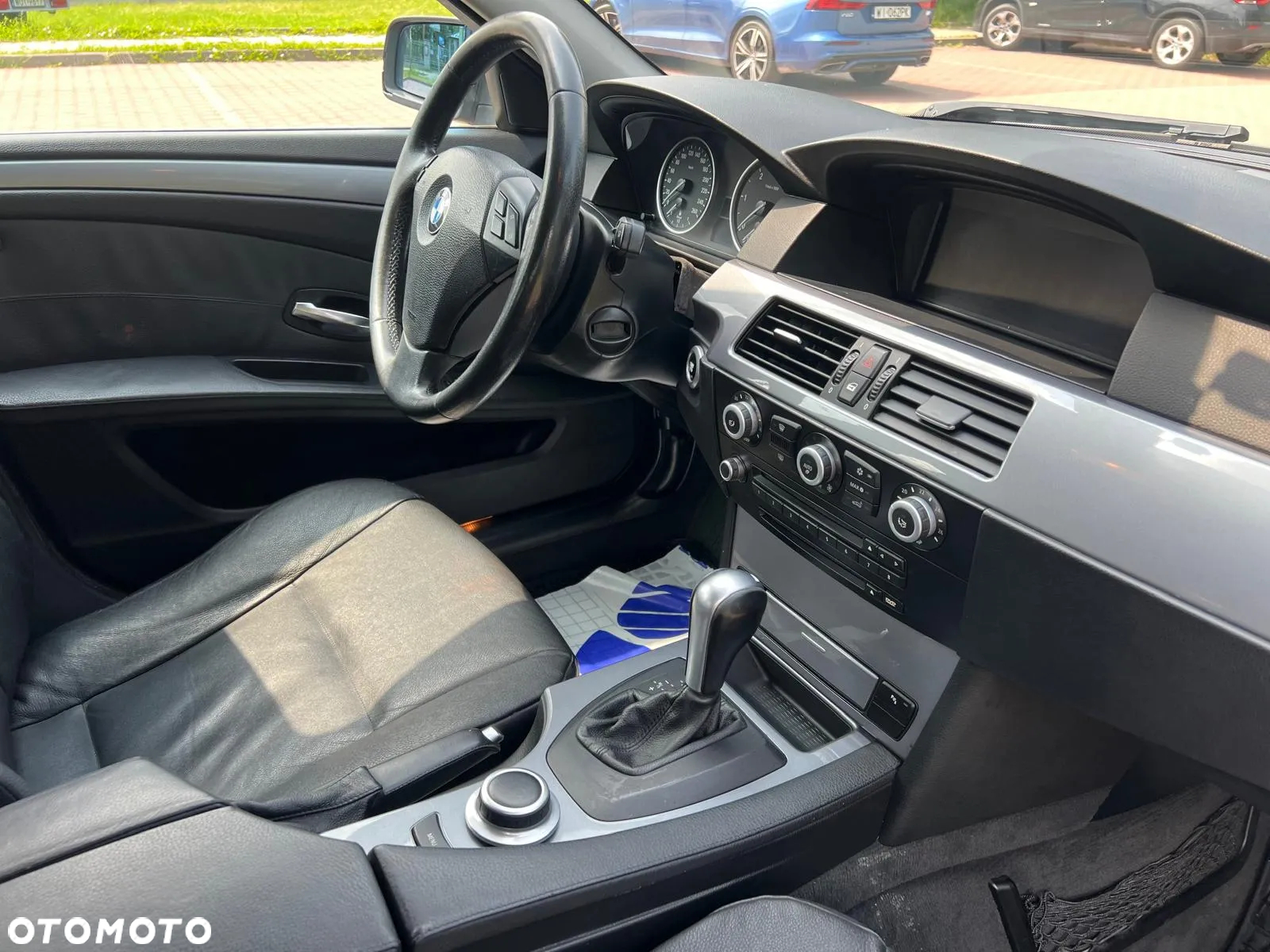 BMW Seria 5 520d Touring - 11
