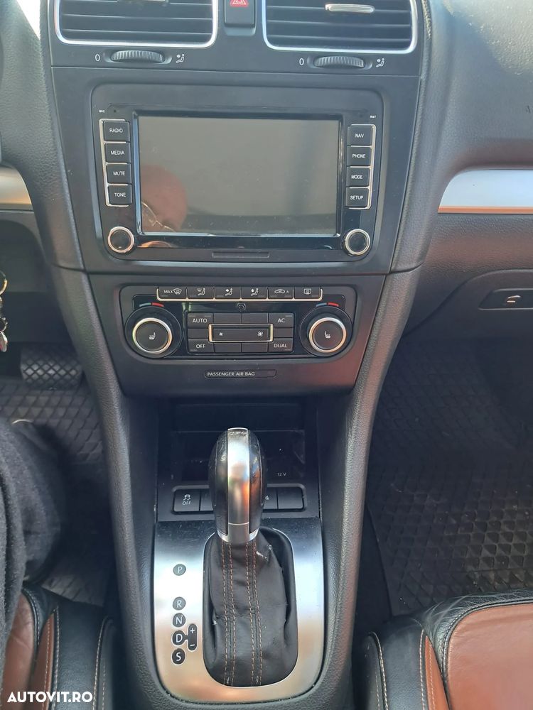 Volkswagen Golf Variant 2.0 TDI DPF DSG Exclusive - 13