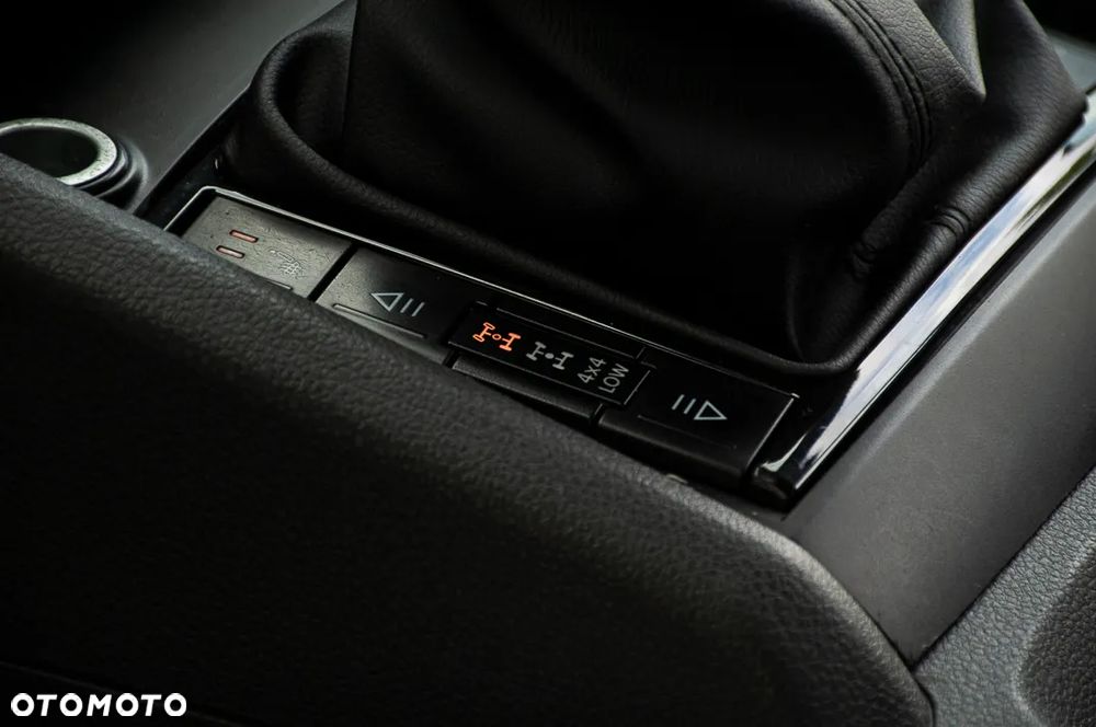 Volkswagen Amarok 2.0 BiTDI BMT Dark Label - 15