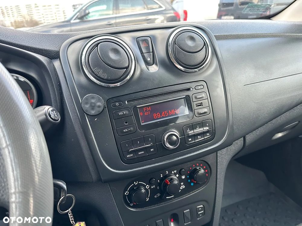 Dacia Sandero 1.5 dCi Laureate S&S - 15