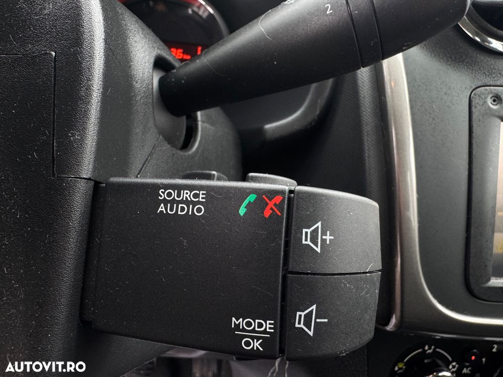 Dacia Logan 1.5 dCi Laureate - 19