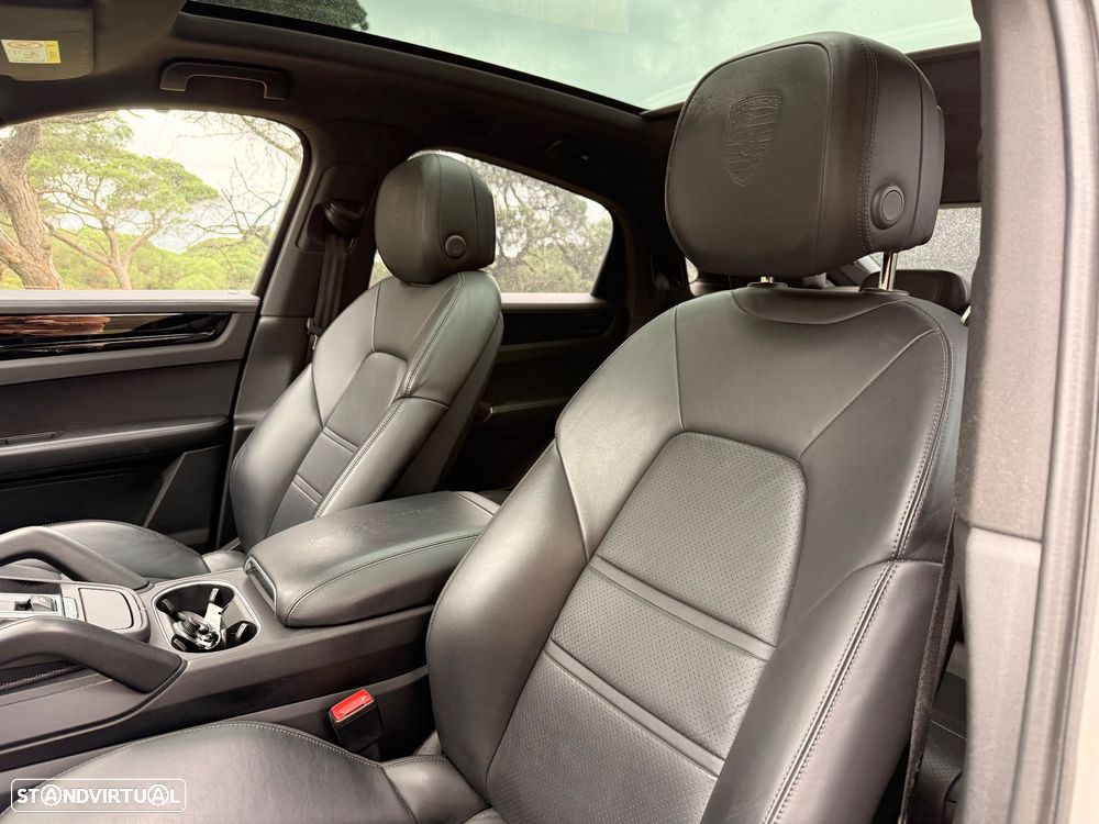 Porsche Cayenne Coupé E-Hybrid Tiptronic S - 10