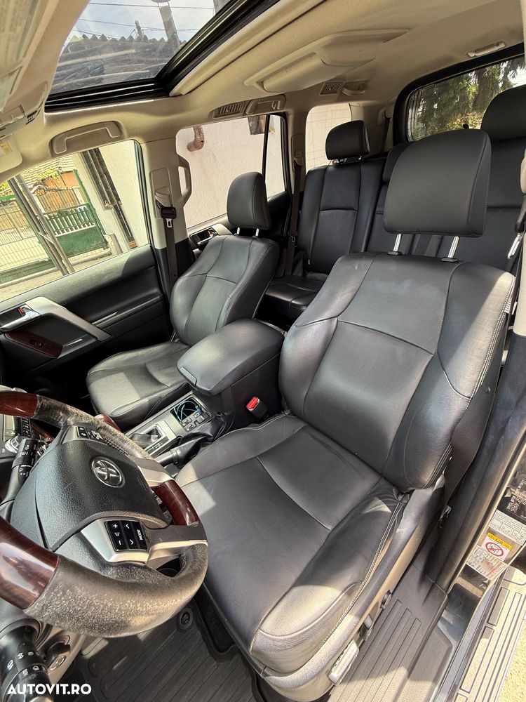 Toyota Land Cruiser 3.0l Turbo D-4D Aut. AVS 7 Locuri Luxury - 8