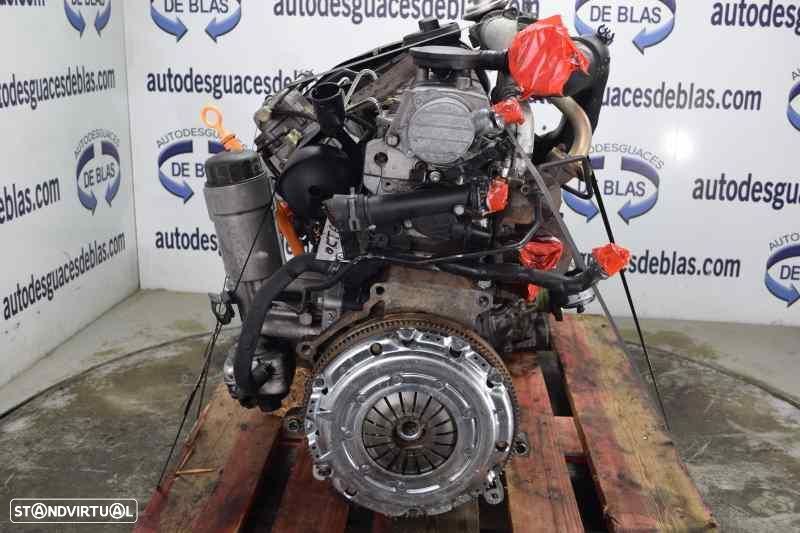 MOTOR COMPLETO SKODA OCTAVIA BERLINA 1U2 REF. AGR - 1