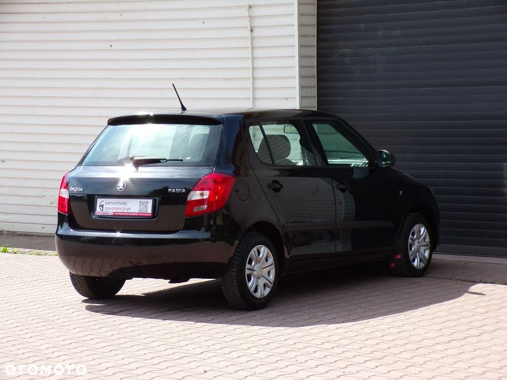 Skoda Fabia - 11