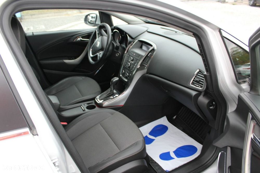 Opel Astra - 25