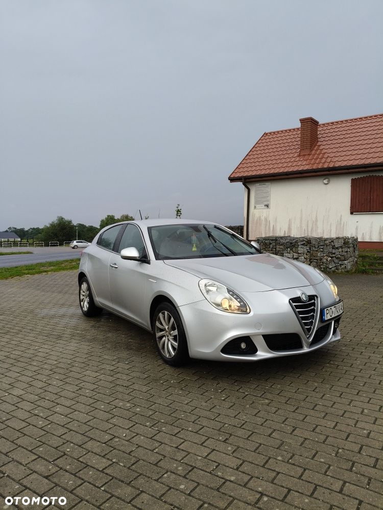 Alfa Romeo Giulietta - 1
