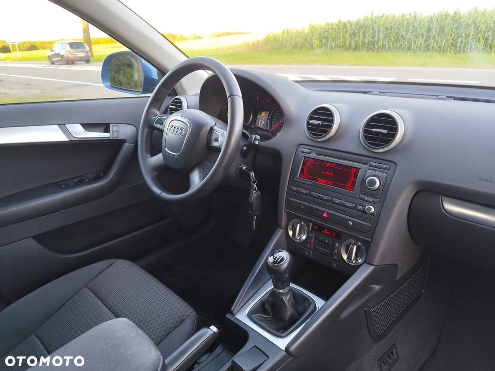 Audi A3 Sportback 2.0 TDI Ambition - 5