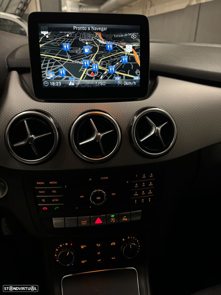 Mercedes-Benz B 180 d Urban - 31