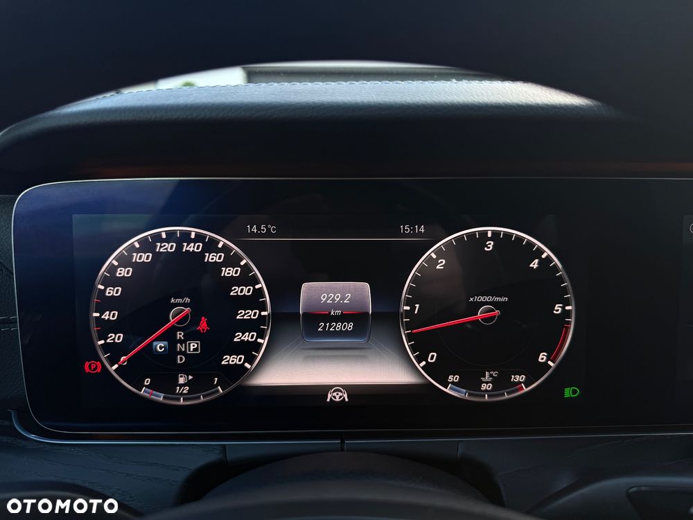 Mercedes-Benz Klasa E 350 d 4Matic T 9G-TRONIC AMG Line - 20
