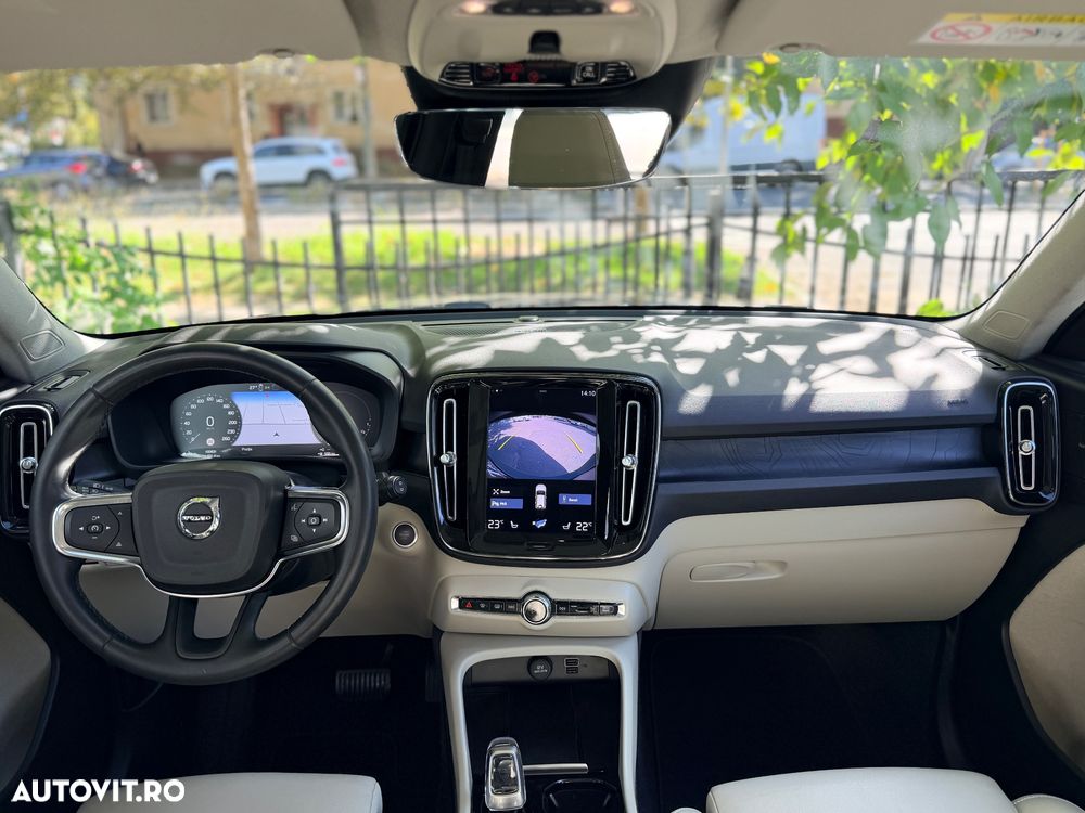 Volvo XC 40 T4 Recharge DKG Ultimate Bright - 17