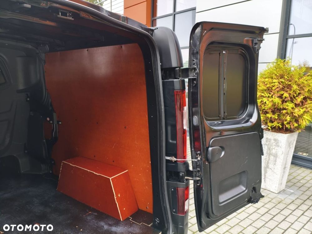 Renault Trafic - 28
