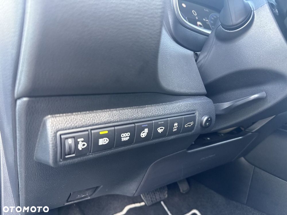 Toyota Corolla 2.0 Hybrid Style - 22
