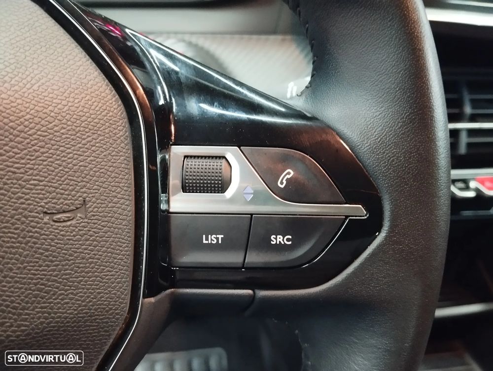 Peugeot 208 1.2 PureTech Active Pack - 18