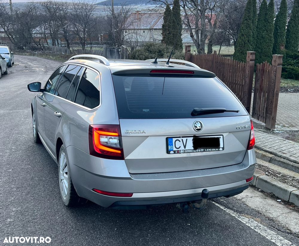 Skoda Octavia Combi 1.6 TDI DSG Ambition - 4