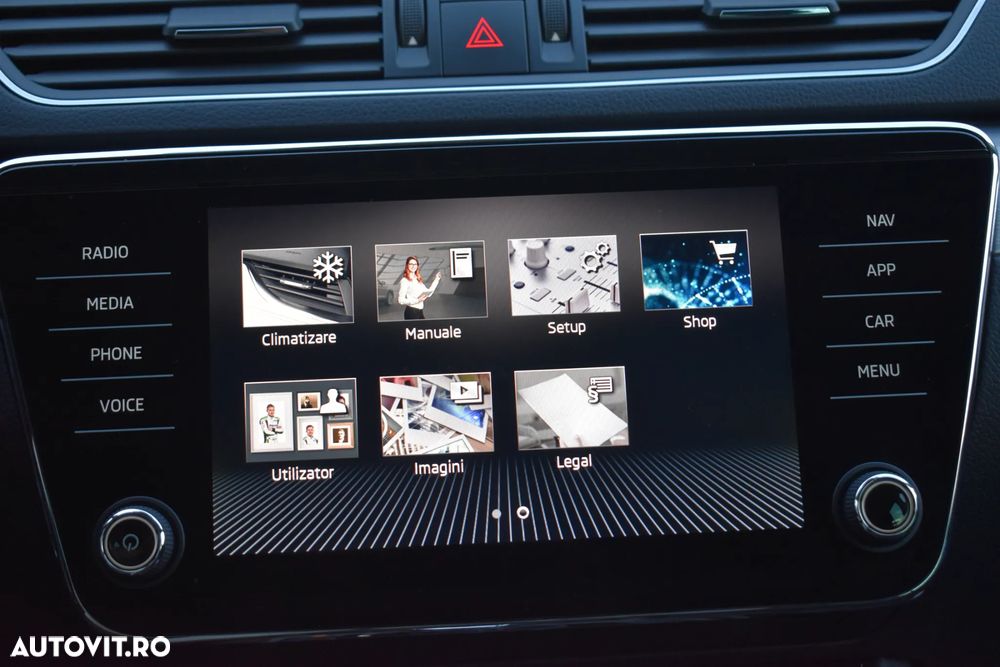 Skoda Superb 2.0 TDI DSG Ambition - 18