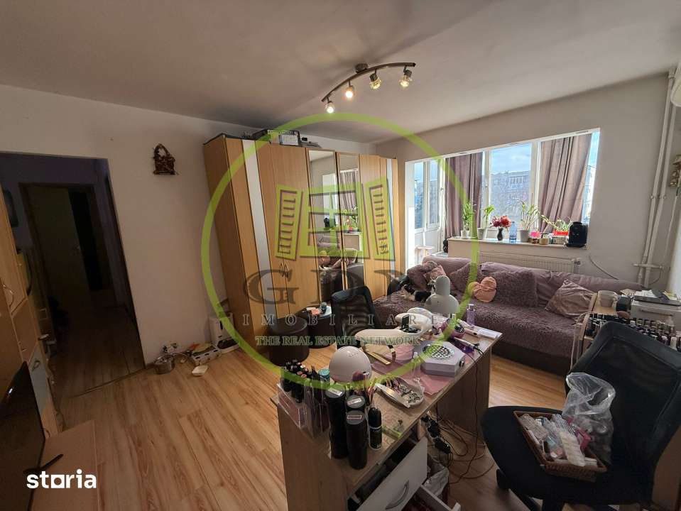 Apartament de 3 camere, semidecomandat, 55mp, Craiovita Noua, zona Lid — fotografia 2
