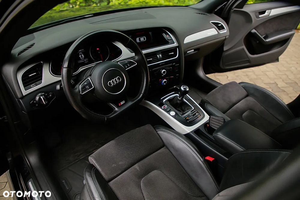 Audi A4 1.8 TFSI quattro S line Sportpaket - 12
