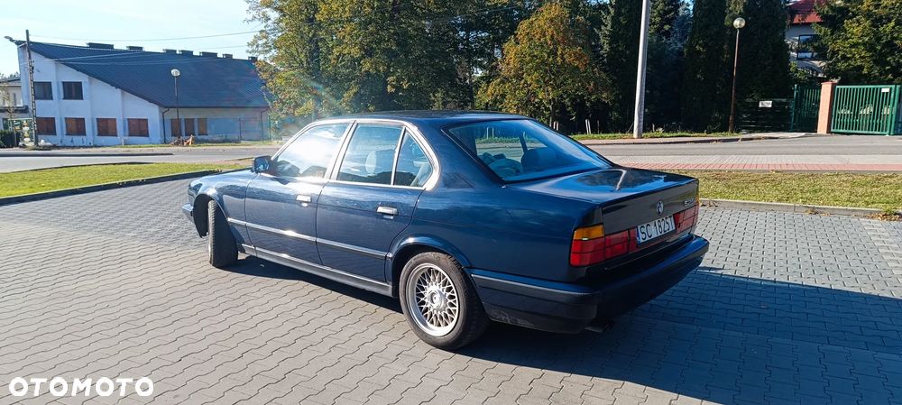 BMW Seria 5 525i - 8