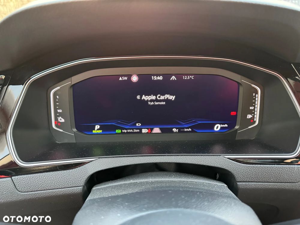 Volkswagen Passat - 24