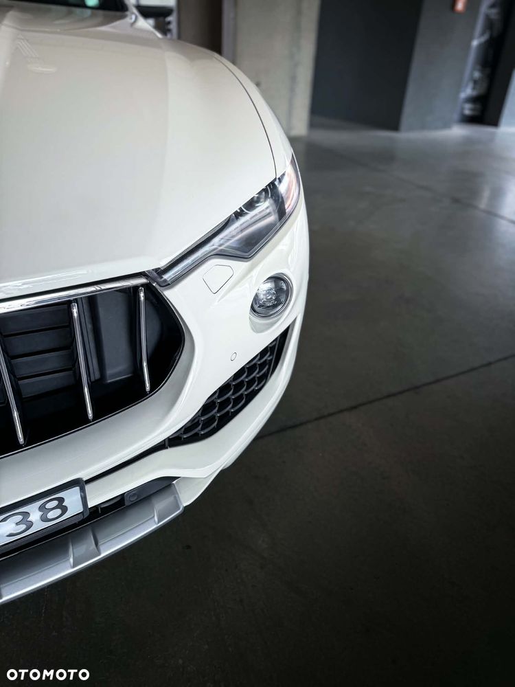 Maserati Levante - 19