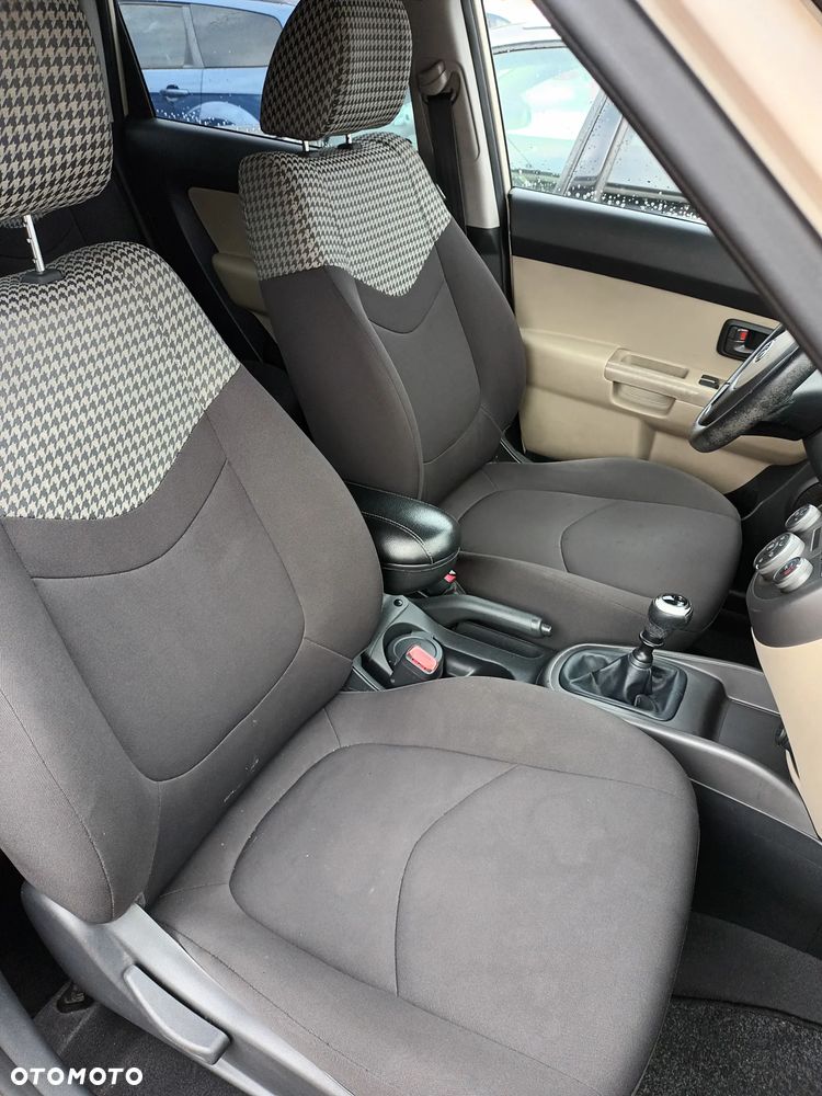 Kia Soul 1.6 XL - 8