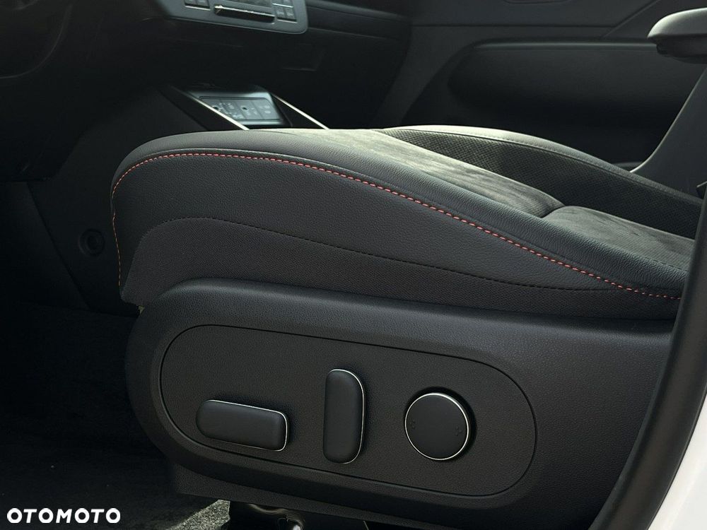Hyundai Kona - 22
