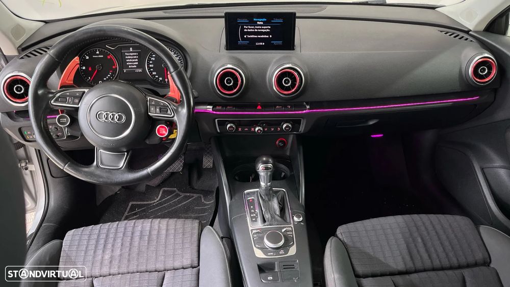 Audi A3 1.6 TDI S tronic Ambiente - 6
