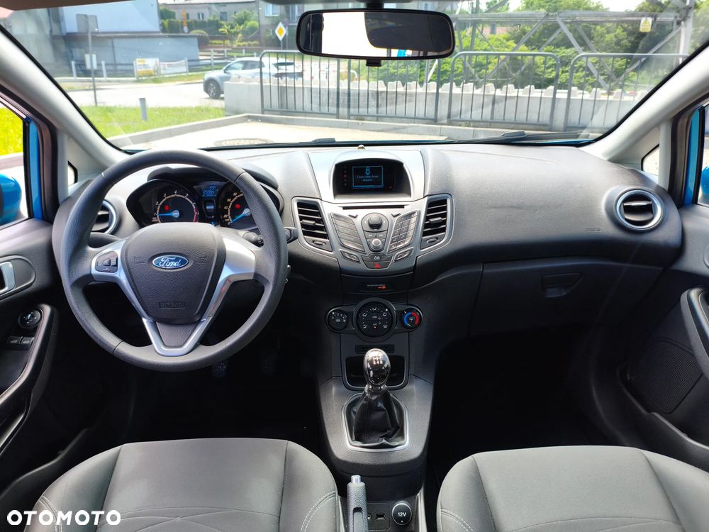 Ford Fiesta - 10