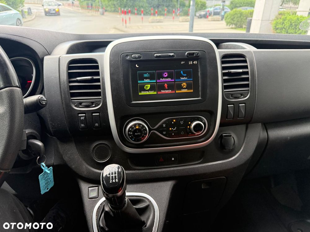 Renault Trafic - 13