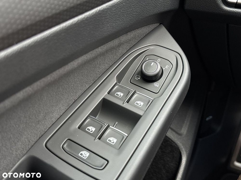Volkswagen Golf - 20