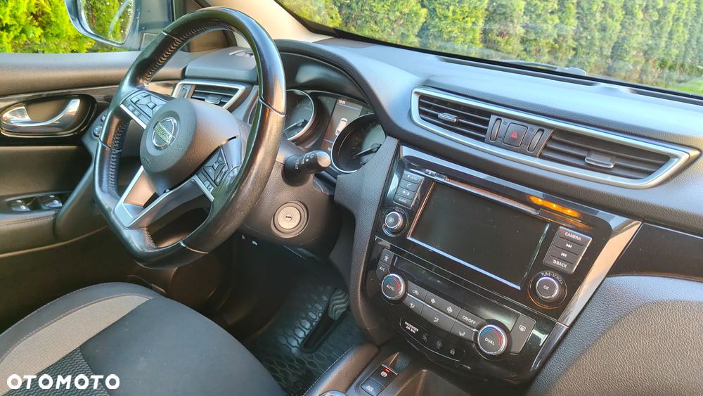 Nissan Qashqai 1.7 dCi ALL-MODE 4x4i N-CONNECTA - 30