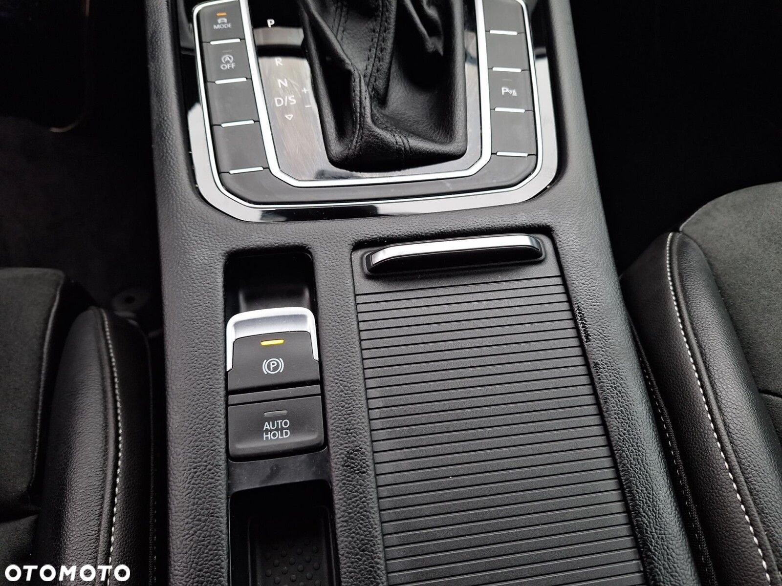 Volkswagen Arteon 2.0 TDI Elegance DSG - 26